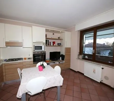 Apartament Lago Maggiore *